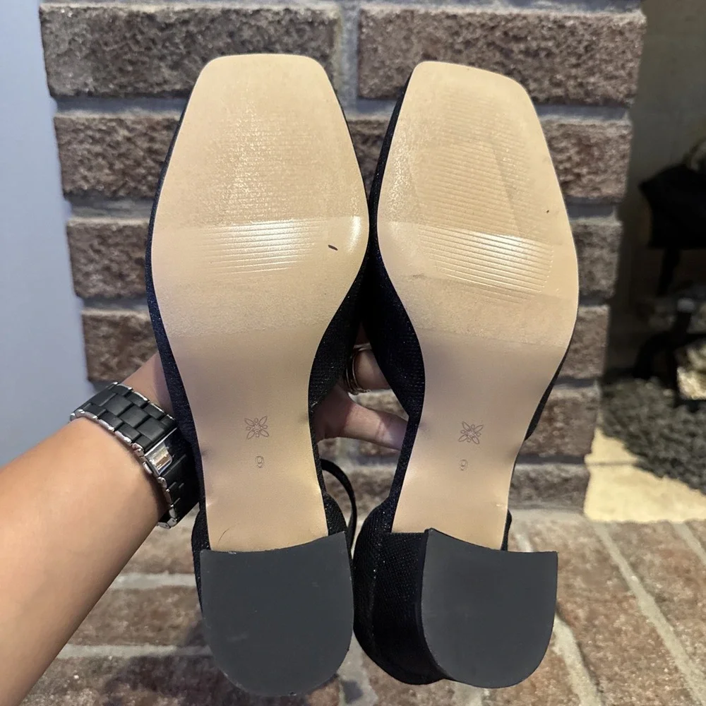 BCBGeneration Rola Shimmery Block Heel Pump Women's Black Size 9M #502